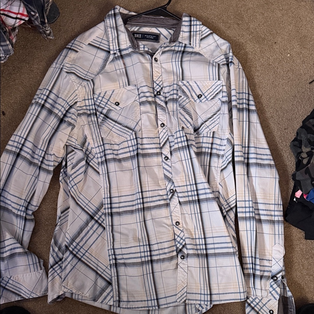 BKE Men's Casual Button Down Shirt - White and Blue Plaid